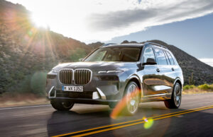 Nuova BMW X7: pochi cambiamenti estetici, ma molte novità di sostanza