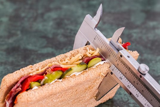 Colesterolo alle stelle con una dieta povera di carboidrati? Può dipendere dal DNA