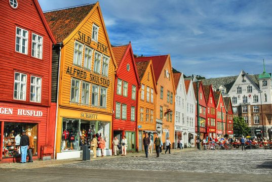 Norvegia, Bergen e dintorni: su strade spettacolari tra fiordi, montagne e una storia millenaria